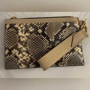 🔴NEW India Hicks LONG
AWAITED Leather Wristlet Bag and KeyRing Wristlet